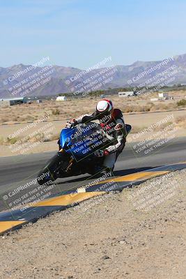 media/Dec-10-2023-SoCal Trackdays (Sun) [[0ce70f5433]]/Turn 9 Inside Set 1 (1115am)/